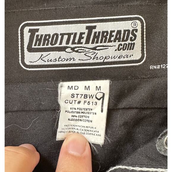 Throttle Threads Button Up Shirt Size Medium Men’s Black Short Sleeve - Picture 3 of 6